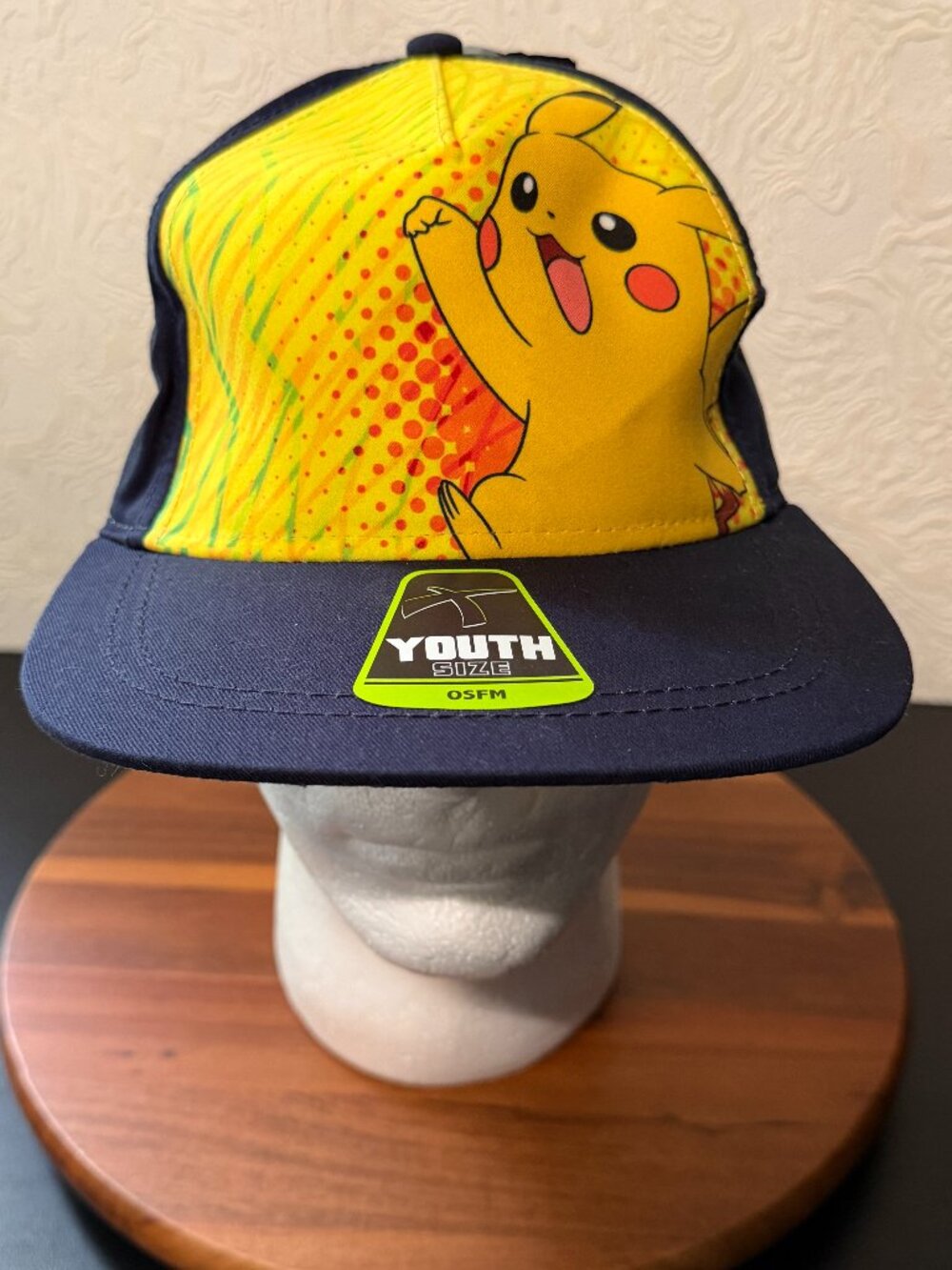 Pokemon 2015 SnapBack Flat bill Picachu YOUTH OSFM Hat EUC stocking stuffer boys